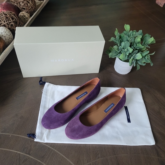 Margaux The Classic Flat - Plum - Picture 1 of 8